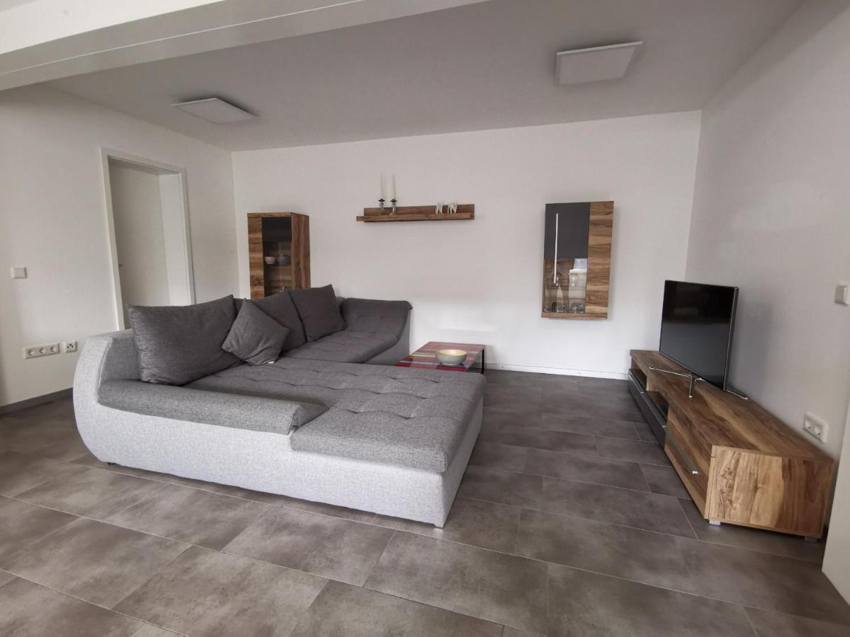 Moderne Wohnung Mit Terrasse Und Eigenem Zugang. Remscheid Exterior photo